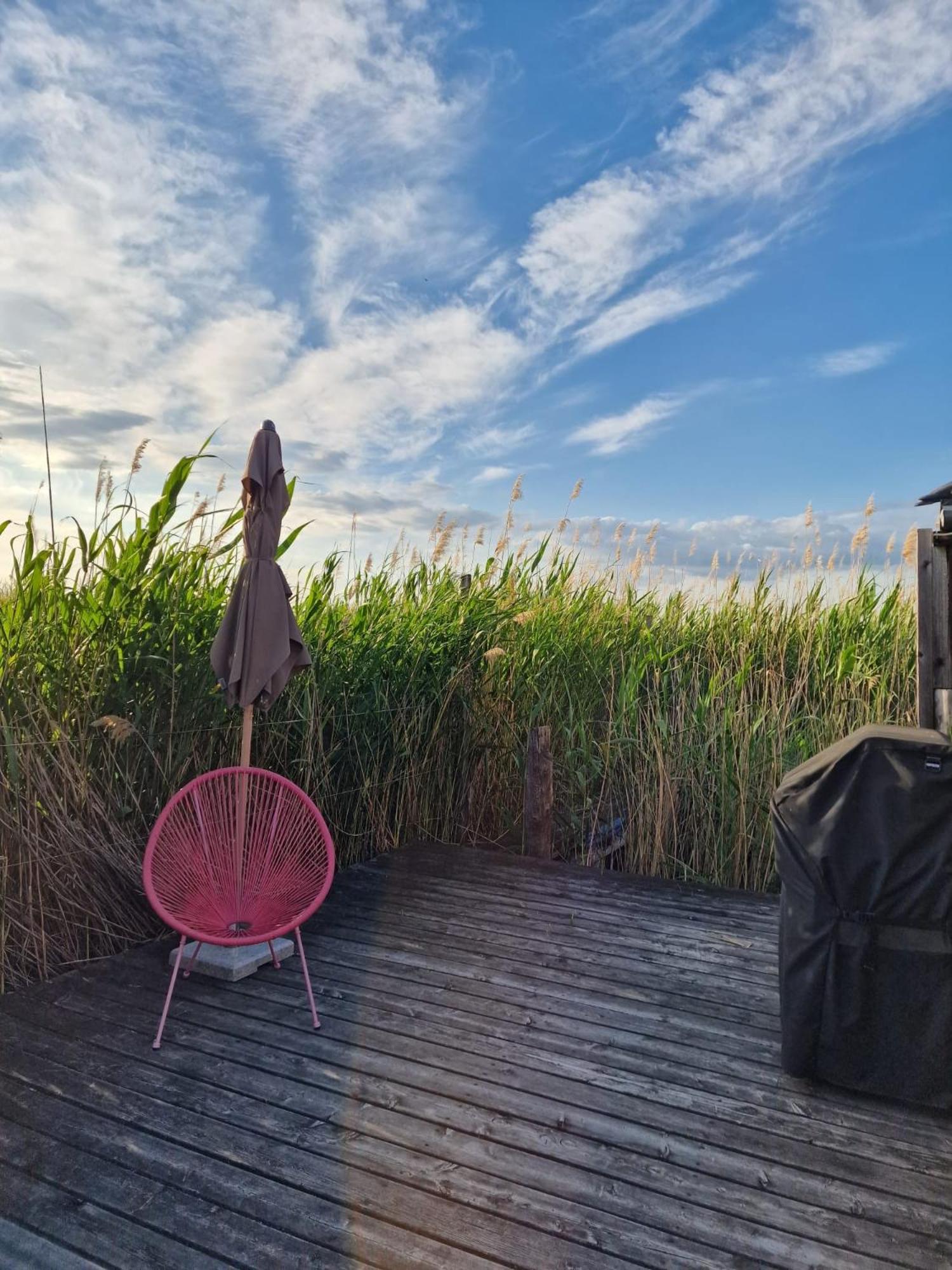Seehuette Neusiedlersee - Pfahlbau Waterfront 1 Руст Экстерьер фото